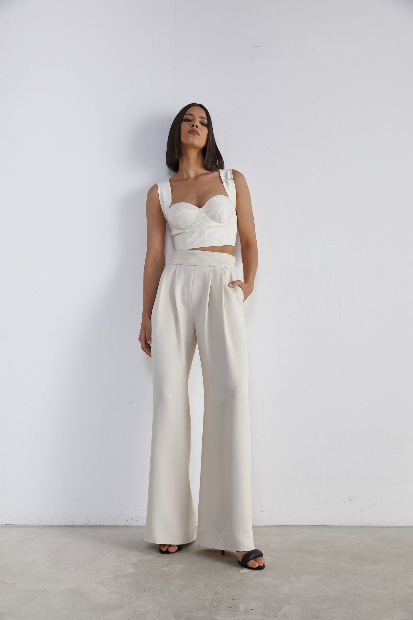 Contemporary Refinement: Wide-Leg Trousers with Delicate Pleats