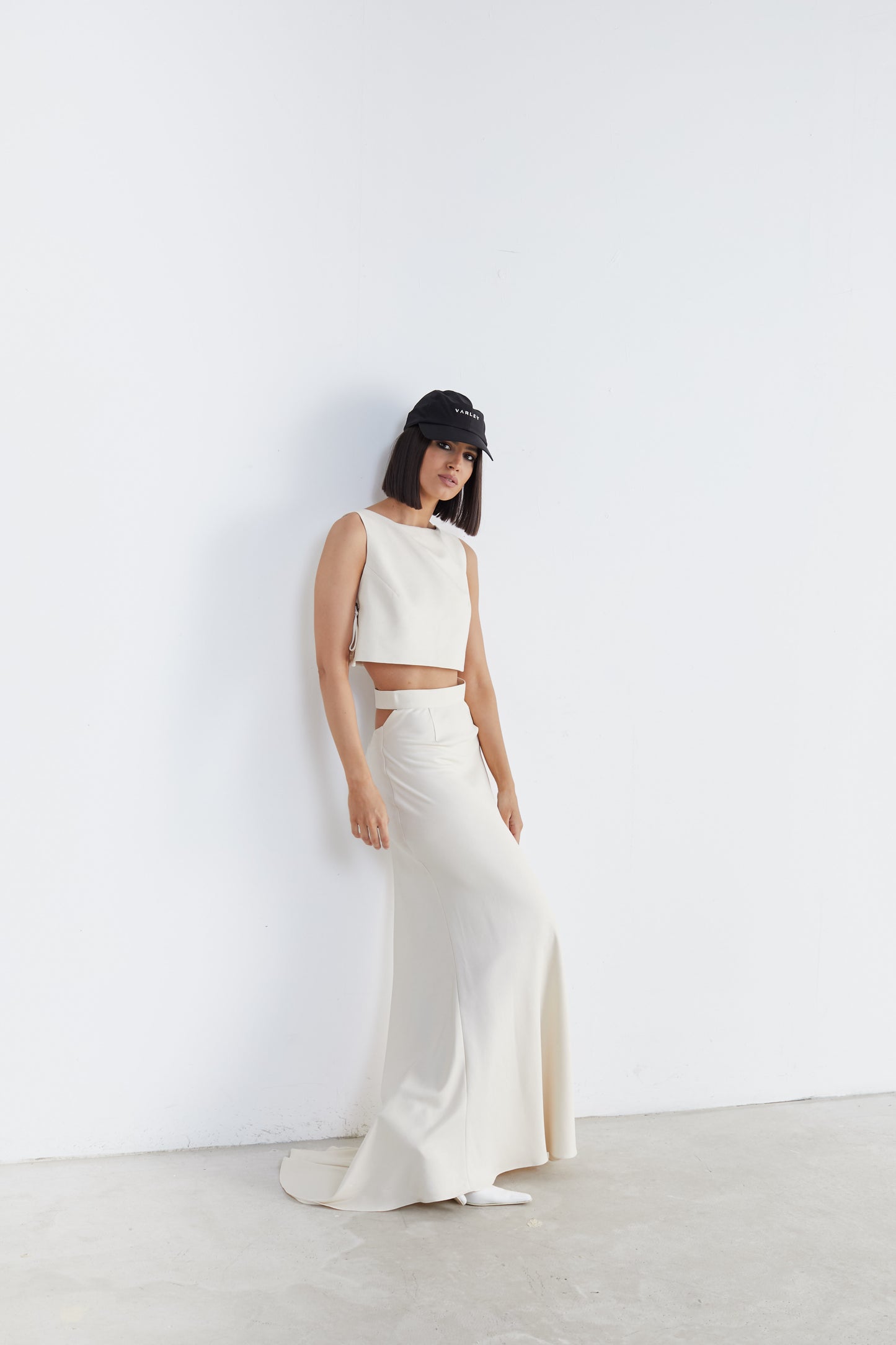 Graceful Curves: White Mermaid Skirt